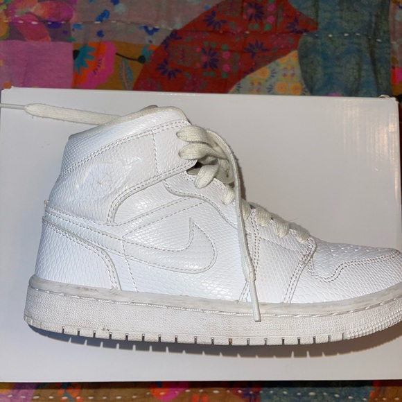 Women's Air Jordan 1 Mid SnakeSkin - Picture 6 of 6